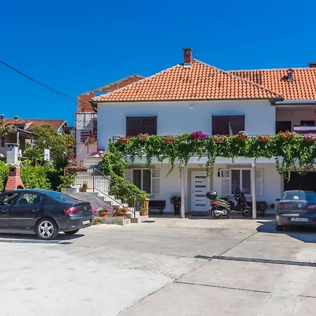 Charming And Comfortable 3* Zadar