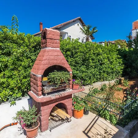 Penzion Charming And Comfortable 3*