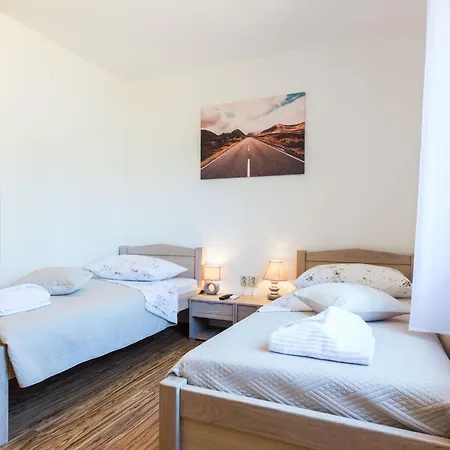 Charming And Comfortable 3*